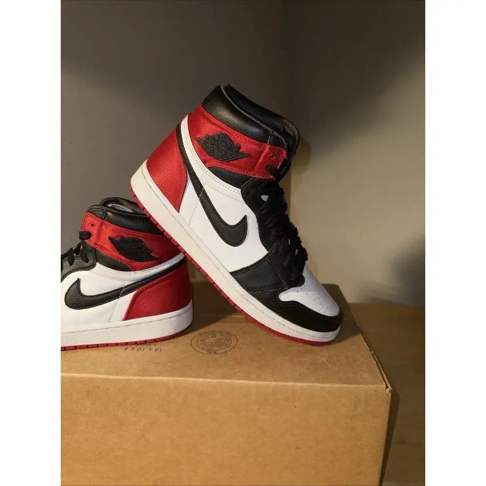 Air Jordan 1 Retro High OG Women's Size 10 Mens 8.5 'Satin Bred' No Box